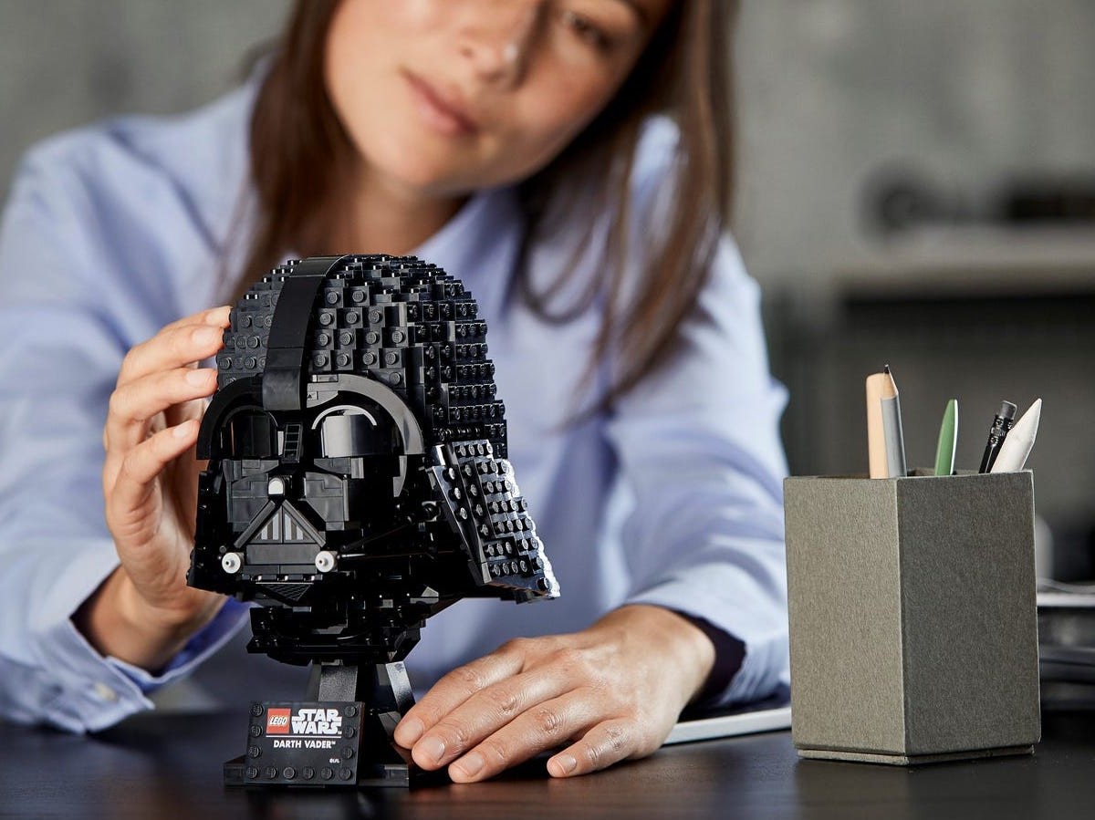 LEGO Darth Vader Helmet is display friendly